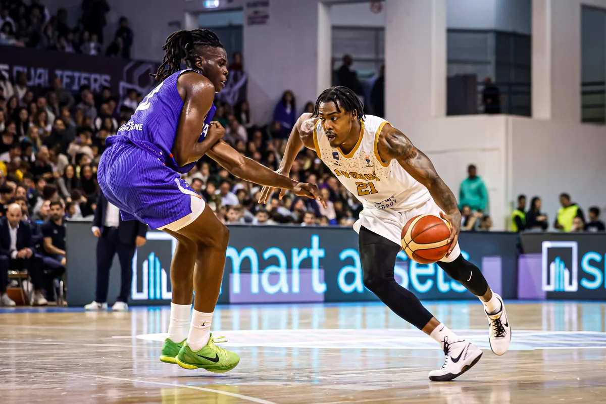 Darral Willis avec Chypre (crédit photo : FIBA)
