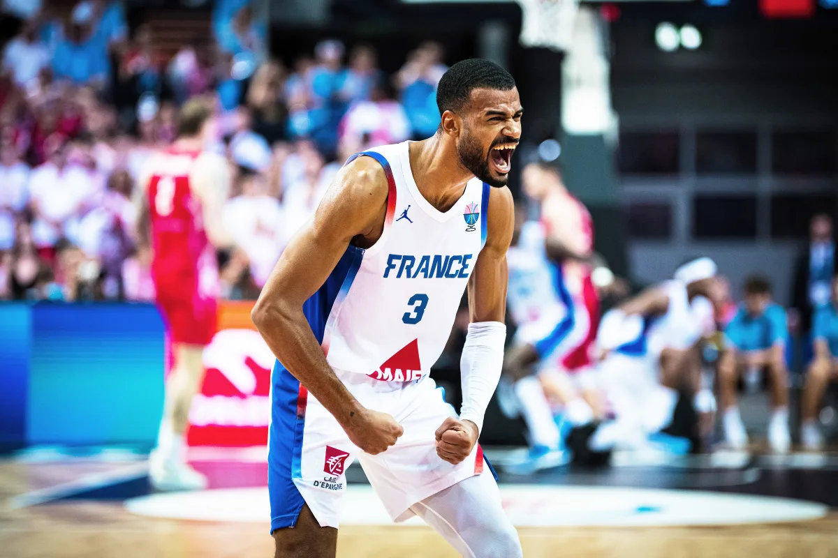 Timothé Luwawu-Cabarrot (France) contre la Géorgie lors de l'Euro 2025 (crédit photo : FIBA)