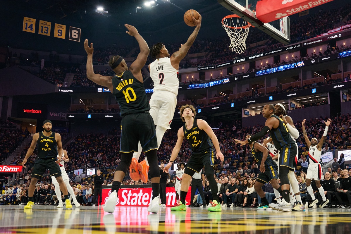 Caleb Love et les Blazers