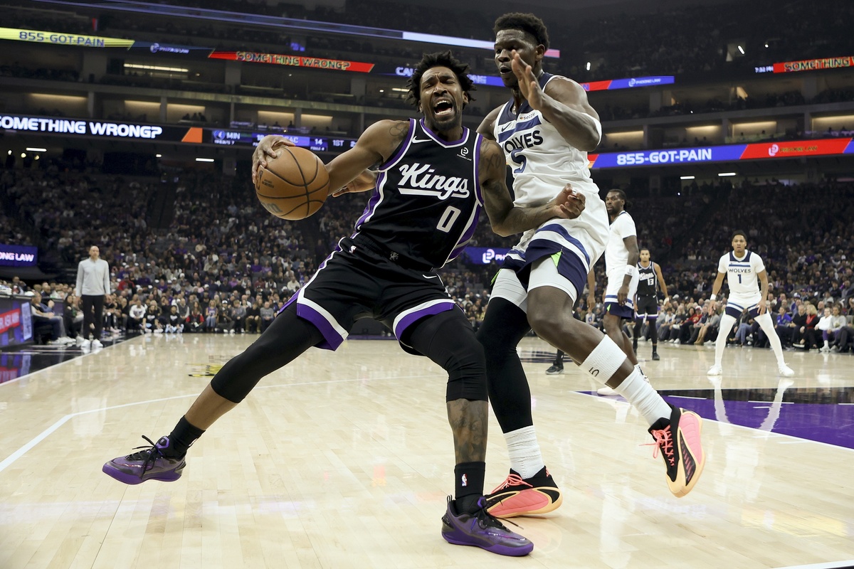 Anthony Edwards et les Wolves