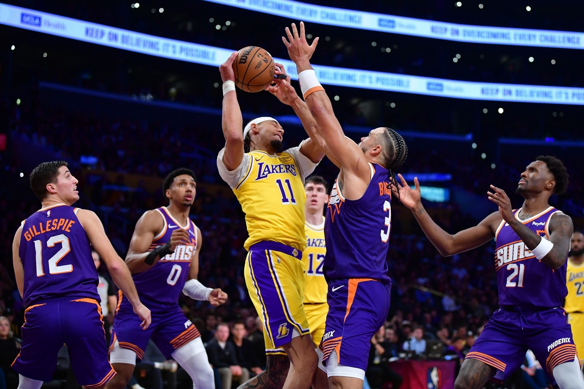 Dillon Brooks avec les Suns