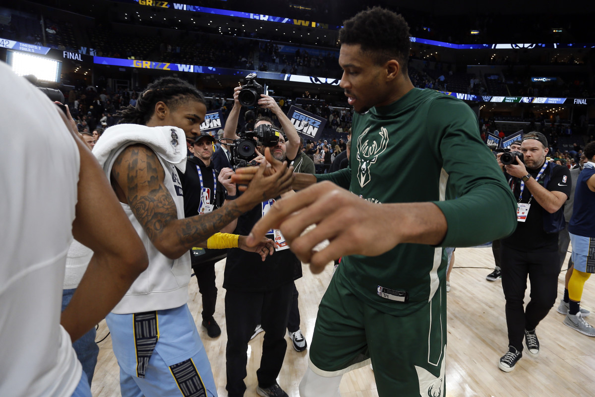 Ja Morant et Giannis Antetokounmpo