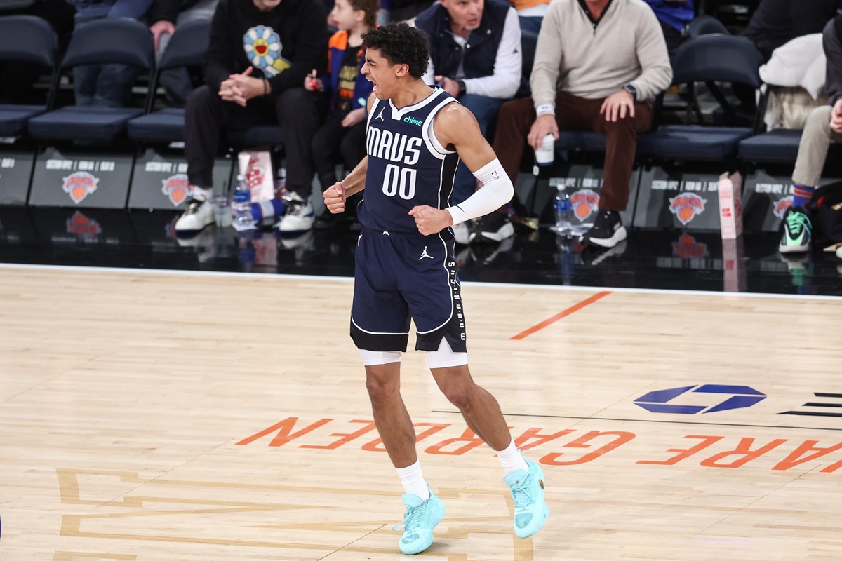 Max Christie et les Mavericks se régalent à New York