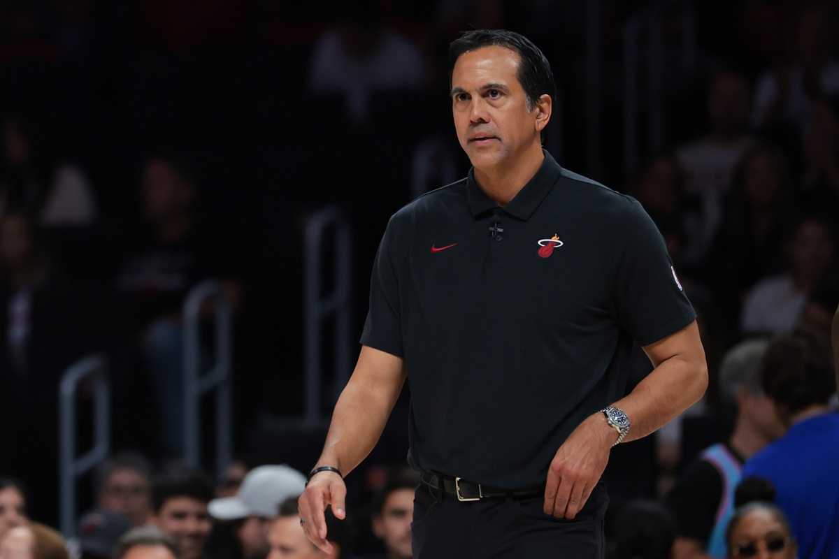 Erik Spoelstra, critical consumer of the zone defense